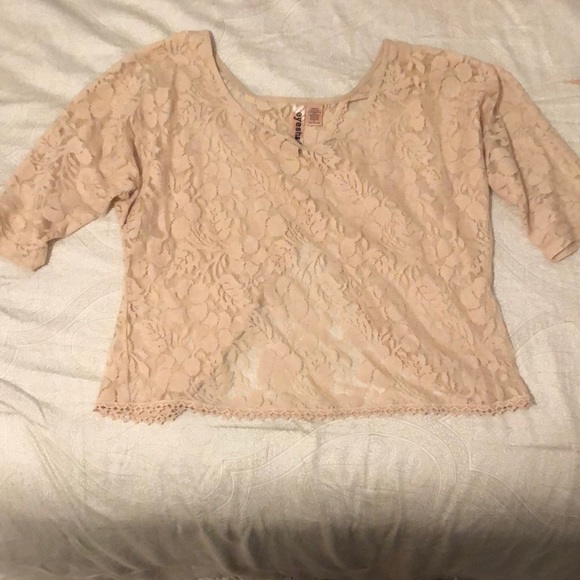 Lace open back top - Picture 1 of 2